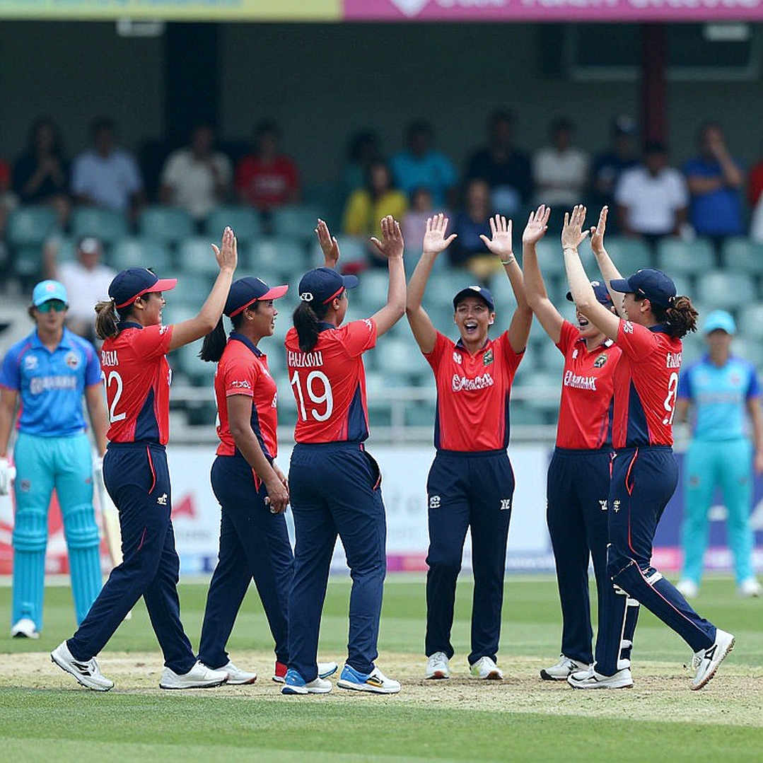 आठ में से आठ खाली: जब क्रिकेट का विश्लेषण बिना तथ्य के फाइल हो जाता है आठ में से आठ खाली: जब क्रिकेट का विश्लेषण बिना तथ्य के फाइल हो जाता है